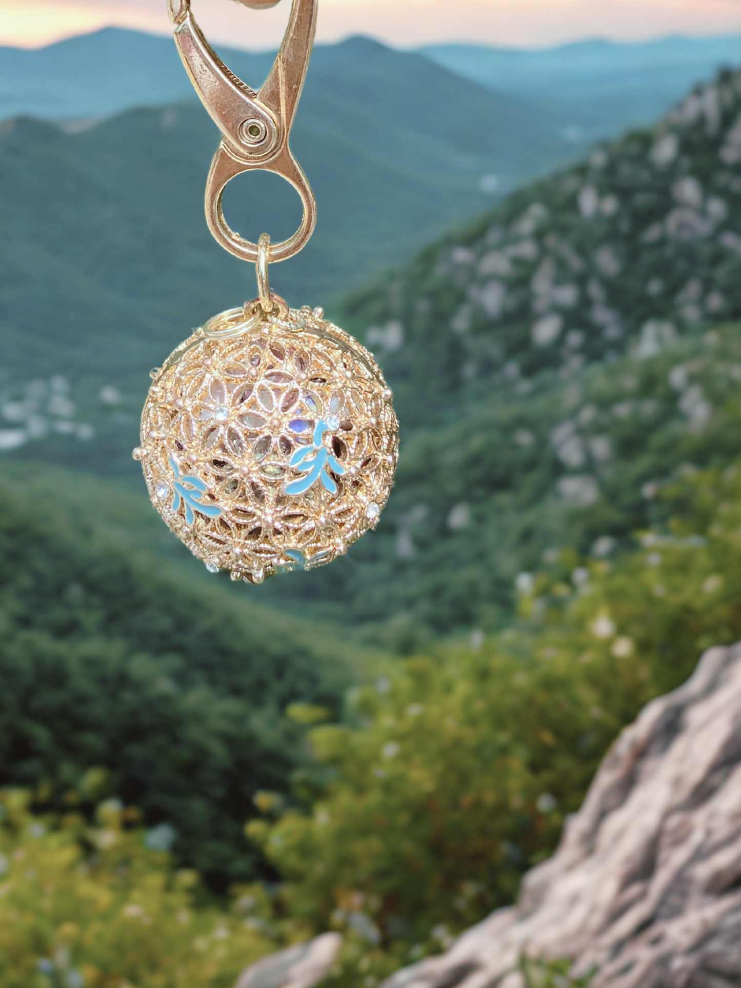 Personalized Orchid & Gold Lace Sphere Keychain | Premium Edition